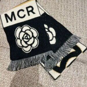 CC Novelty Gift Stylish Black and White Scarf VIP/GWP Cashmere/Wool